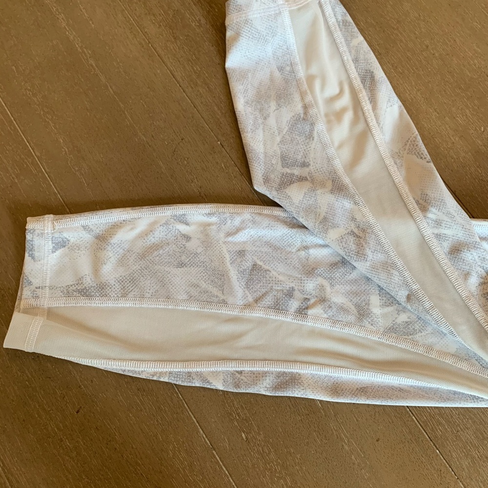 Lululemon White Gray Leggings